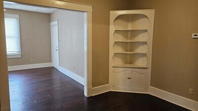 403 S 7th St in Crockett, TX - Building Photo - Building Photo