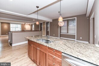 1750 16th St NW-Unit -12 in Washington, DC - Building Photo - Building Photo