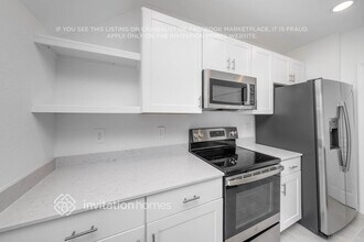 3082 Riverfield Rd in Cape Coral, FL - Building Photo - Building Photo