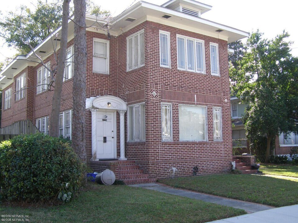 2116 College St in Jacksonville, FL - Building Photo