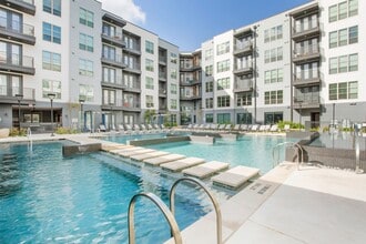 The Beckley on Trinity in Dallas, TX - Building Photo - Building Photo