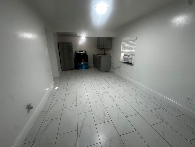 638 50th St in West Palm Beach, FL - Building Photo - Building Photo