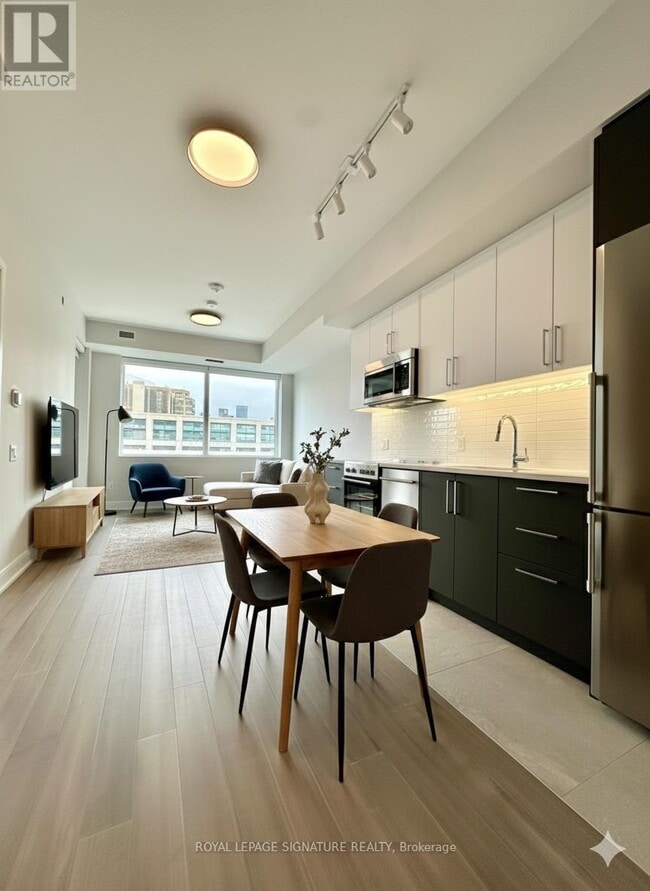 property at 664 Spadina Ave.