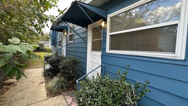 property at 1327 Pepper Dr