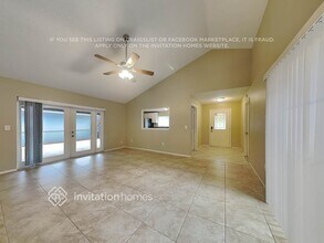 11830 Hickorynut Dr in Tampa, FL - Building Photo - Building Photo