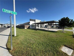 22 South Dr in Pharr, TX - Building Photo - Building Photo