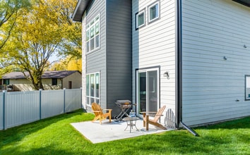 804 Delaware Ave in Ames, IA - Building Photo - Building Photo