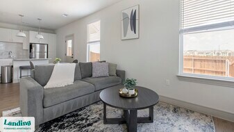 9600 Vista Grande Blvd in Fort Worth, TX - Building Photo