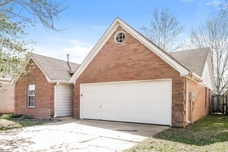 1651 Thomas St in Horn Lake, MS - Foto de edificio - Building Photo