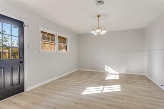 1305 Southern Blvd in Cleburne, TX - Building Photo - Building Photo