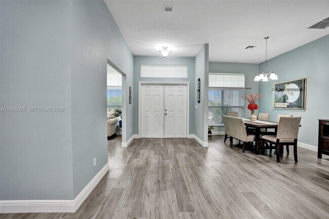 126 NW Heather St in Port St. Lucie, FL - Building Photo - Building Photo