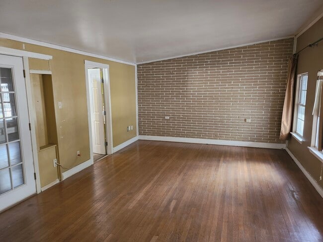 355 Altgelt Ave in San Antonio, TX - Building Photo - Building Photo