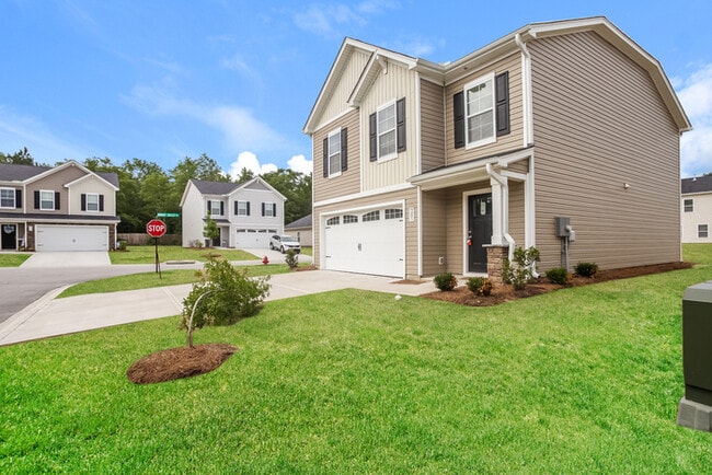 305 Flushing Bay Ct in Lexington, SC - Building Photo - Building Photo