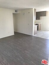 7756 Laurel Canyon Blvd in Los Angeles, CA - Building Photo - Building Photo