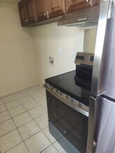2961 NW 43 Terrace in Lauderdale Lakes, FL - Building Photo - Building Photo
