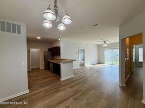 6916 Ortega Woods Dr, Unit 96 in Jacksonville, FL - Building Photo - Building Photo