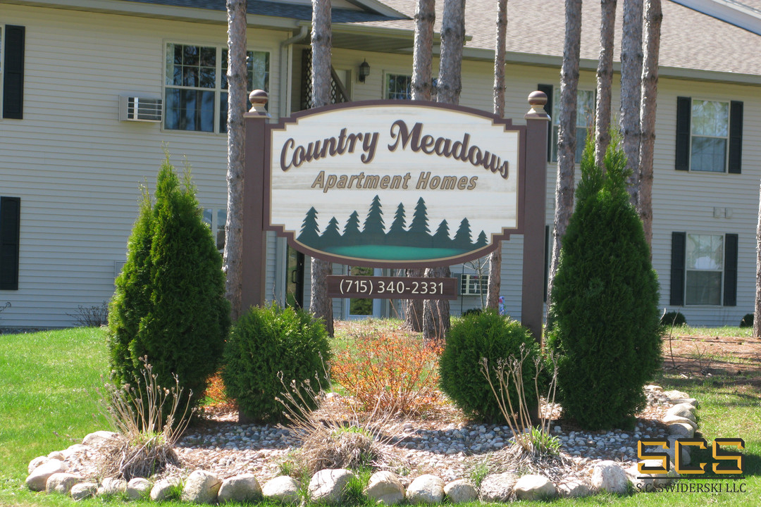 Country Meadows in Merrill, WI - Building Photo