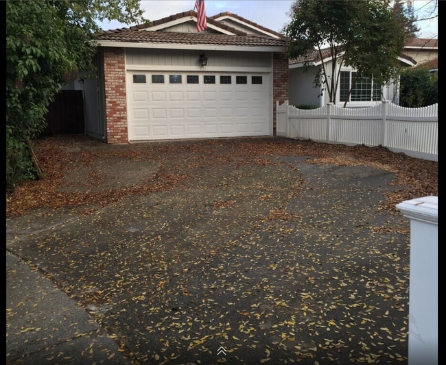 property at 131 Cavan Ct