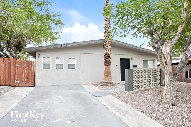 property at 5236 Apple Valley Ln