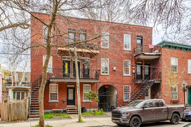 2664 Augustin-Cantin St in Montréal, QC - Building Photo - Primary Photo