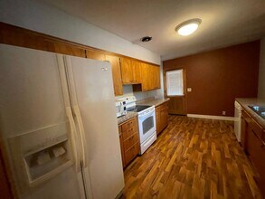 820 S 70th St in Lincoln, NE - Building Photo - Building Photo