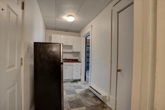 620 Main St E in Menomonie, WI - Foto de edificio - Building Photo