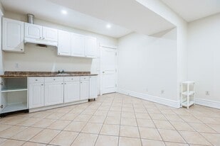 Bright, Beatutiful & Look Out Basement Apt. in Markham, ON - Building Photo