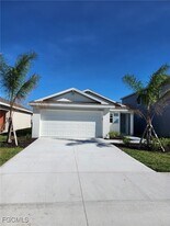 20381 Caroline Crk Pl in Lehigh Acres, FL - Building Photo