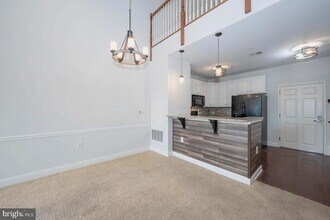 300 W Elm St, Unit 2410 in Conshohocken, PA - Foto de edificio - Building Photo