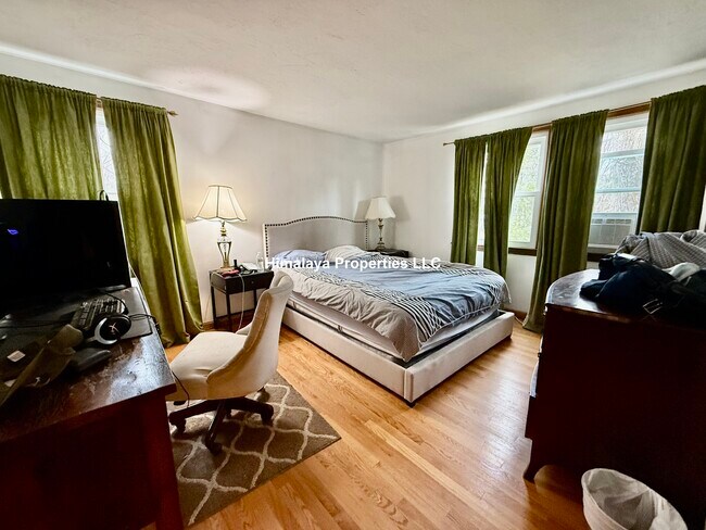 21 Langdon Rd, Unit 1 in Wayland, MA - Building Photo - Building Photo