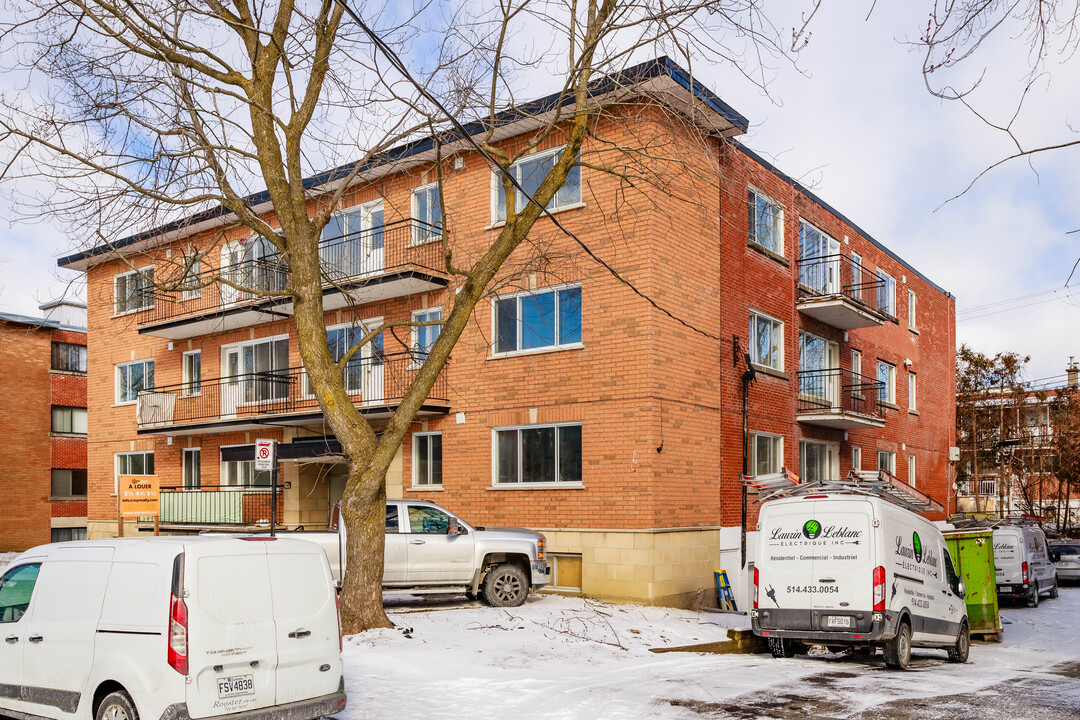 9373 Francoeur in Montréal, QC - Building Photo