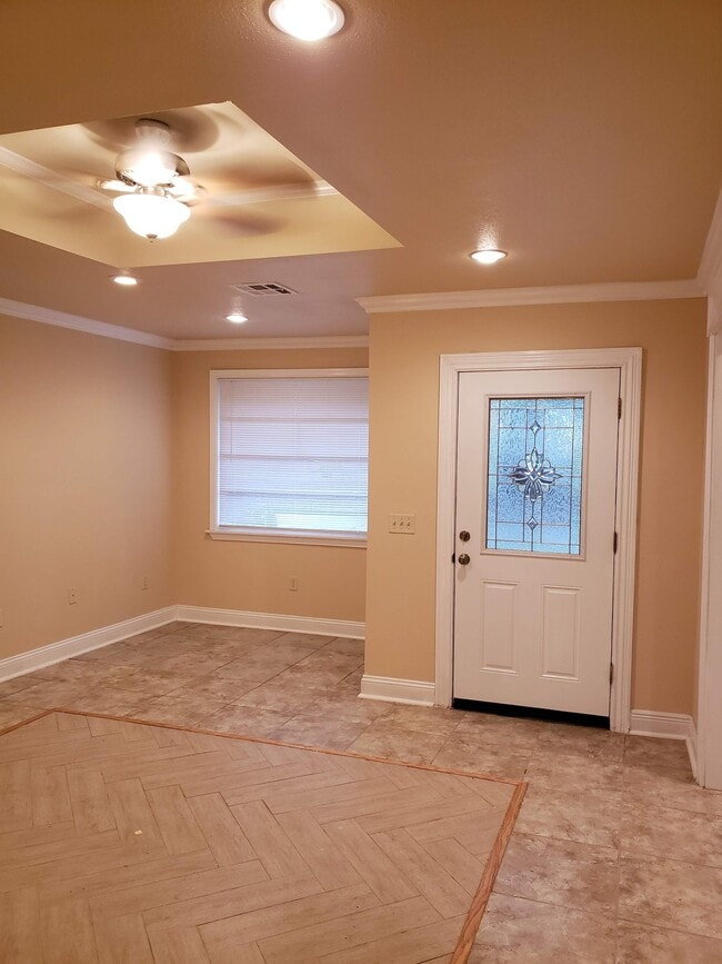 property at 5925 St Roch Ave