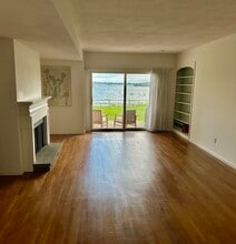4480 Post Rd, Unit 4 in East Greenwich, RI - Building Photo - Building Photo
