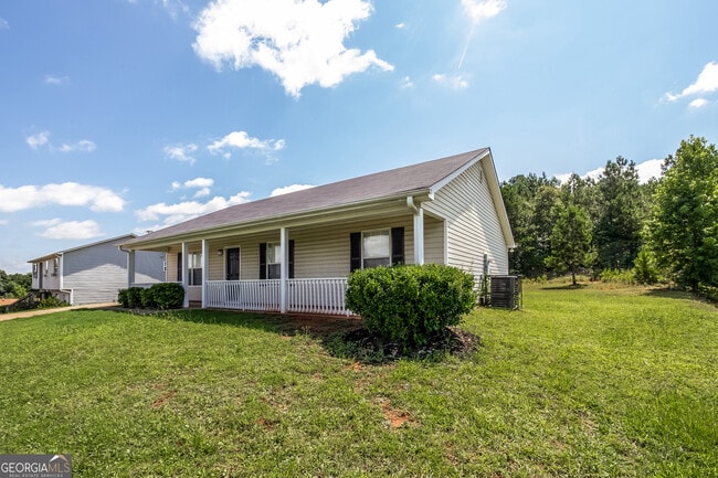 315 Hunters Trce in Covington, GA - Building Photo - Building Photo