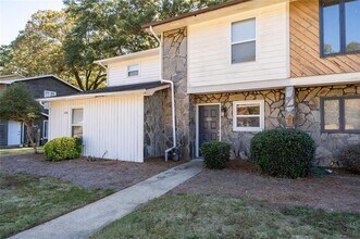 1686 Wynndowne Trail in Smyrna, GA - Building Photo - Building Photo