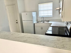 99 S 3rd St in Pensacola, FL - Building Photo - Building Photo