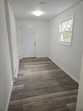 120 Henry St, Unit 4 in Binghamton, NY - Foto de edificio - Building Photo