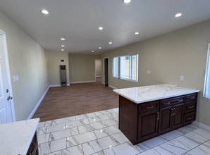 207 Wesley Ave in Ventura, CA - Building Photo - Building Photo