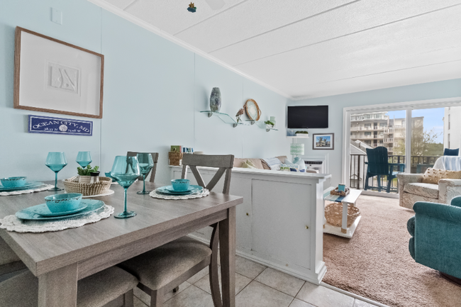 property at 8 36th St
