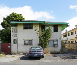 1820 Kalani St in Honolulu, HI - Building Photo - Building Photo