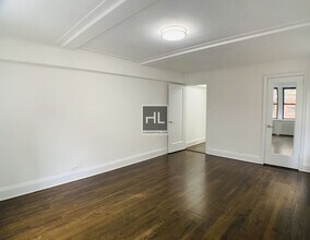 EAST 38 STREET in New York, NY - Building Photo - Building Photo