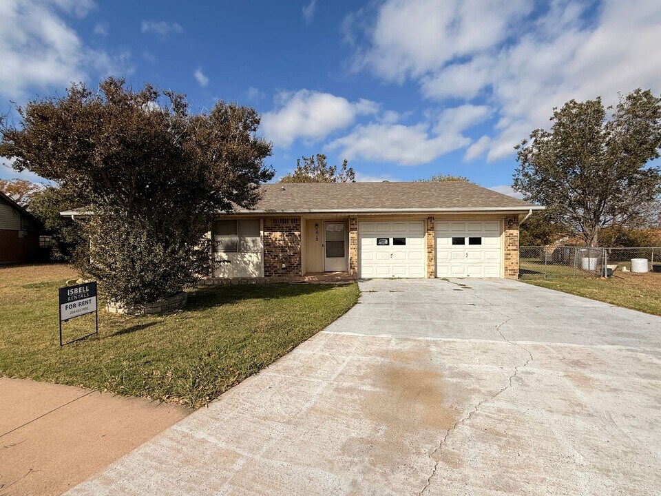 1415 Circle Tree Loop in Killeen, TX - Building Photo