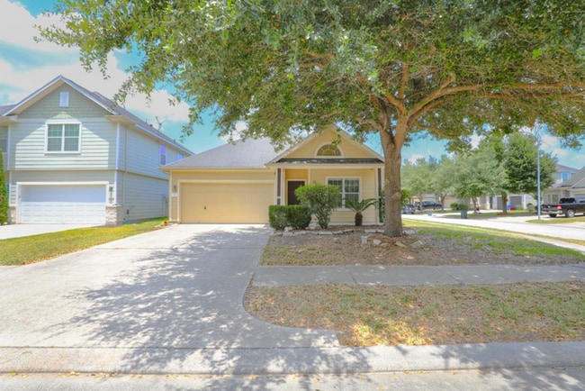 12827 Pecan Shores Dr in Houston, TX - Building Photo - Building Photo