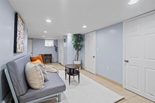 41 Irving St in Jersey City, NJ - Building Photo