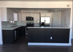 1301 NE Miami Gardens Dr in Miami, FL - Building Photo