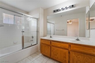 1987 Cutlass Dr in Henderson, NV - Building Photo - Building Photo