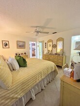 5800 Fernley Dr W in West Palm Beach, FL - Building Photo - Building Photo