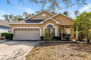 12262 Hollybush Terrace in Lakewood Ranch, FL - Building Photo
