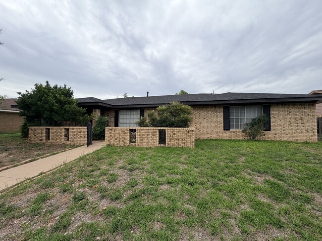 property at 3225 Southland Blvd