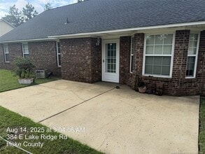 384 E Lake Ridge Rd in Raeford, NC - Building Photo - Building Photo